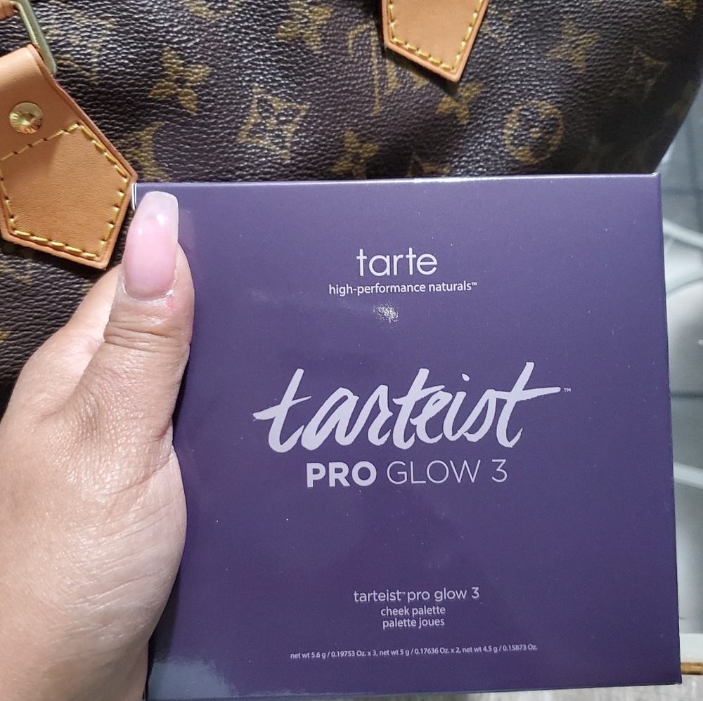 Tarteist pro glow 3